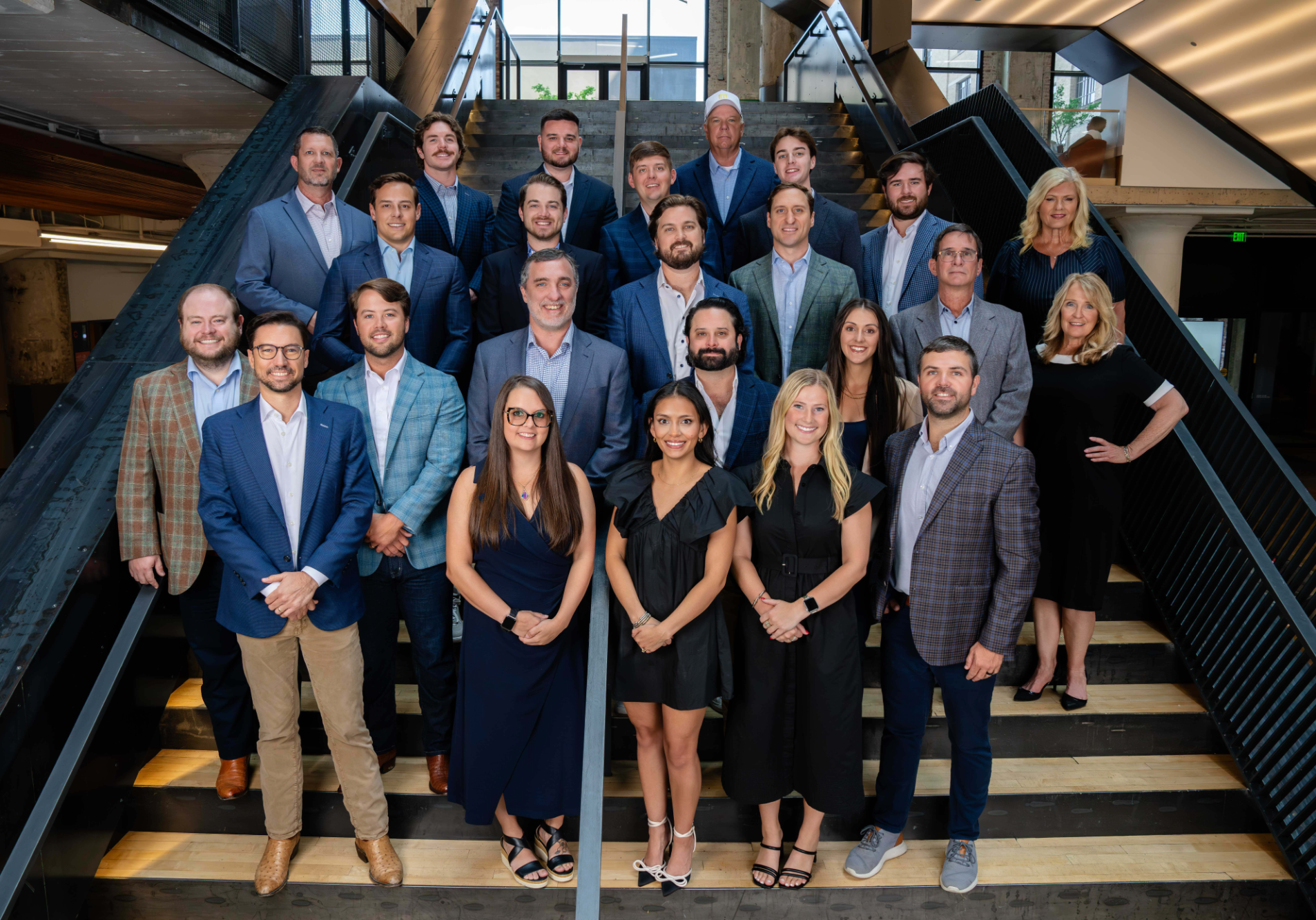 jones-aur-team-04652 (2)